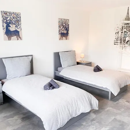 Monteur- Und Nahe Aachen Apartment Eschweiler